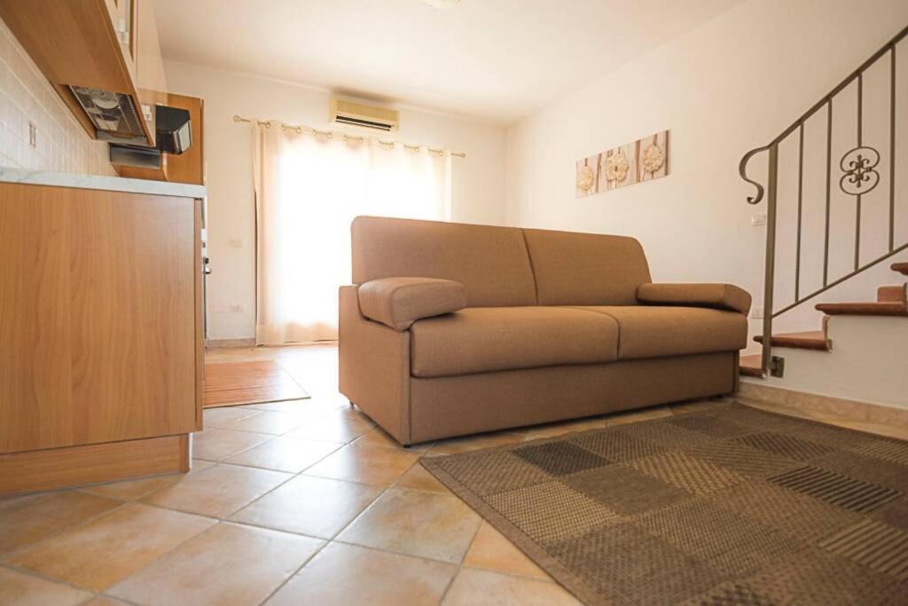 Villa Molly San Teodoro  Dış mekan fotoğraf