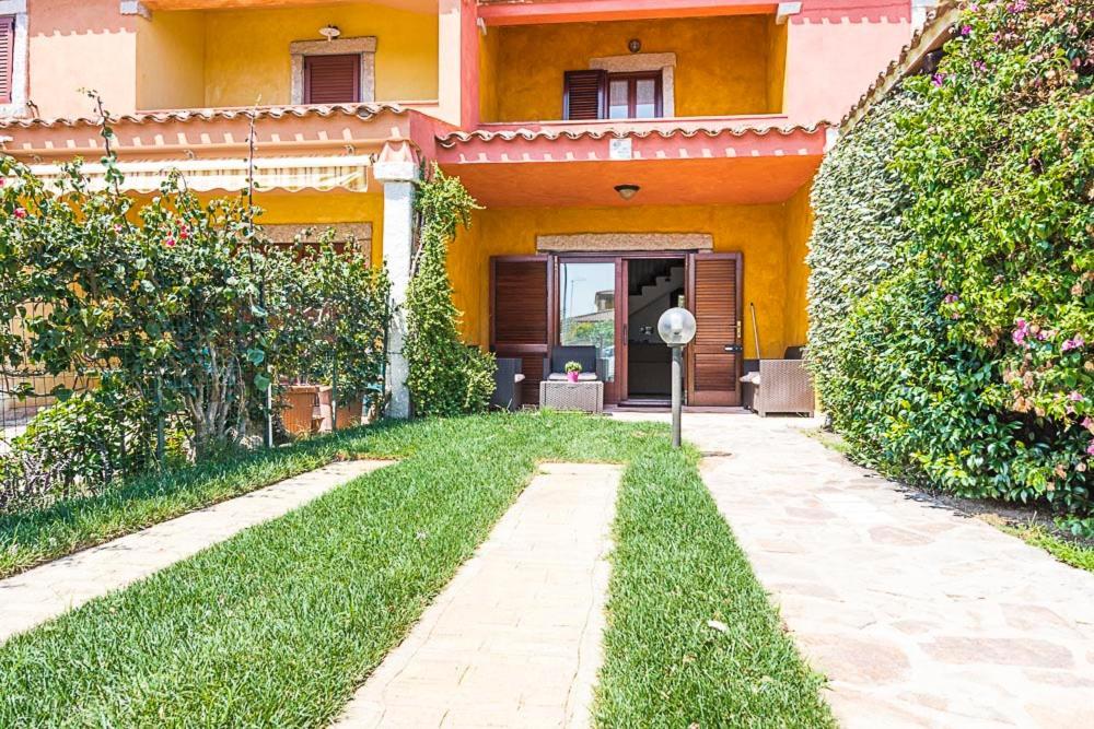 Villa Molly San Teodoro  Dış mekan fotoğraf